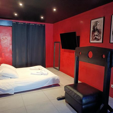 Appartement Balneo Et Sauna Prives The Red Room Mauguio Kültér fotó