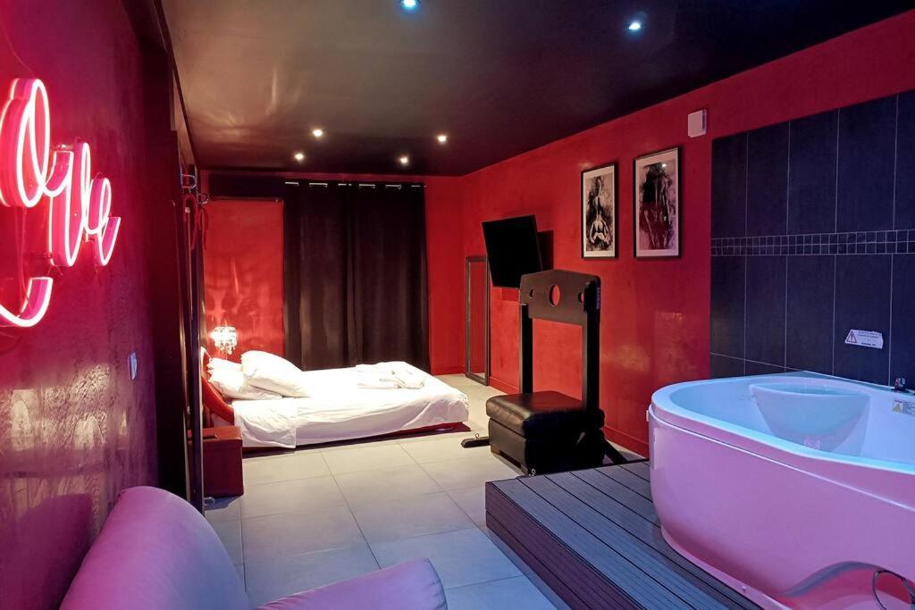 Appartement Balneo Et Sauna Prives The Red Room Mauguio Kültér fotó